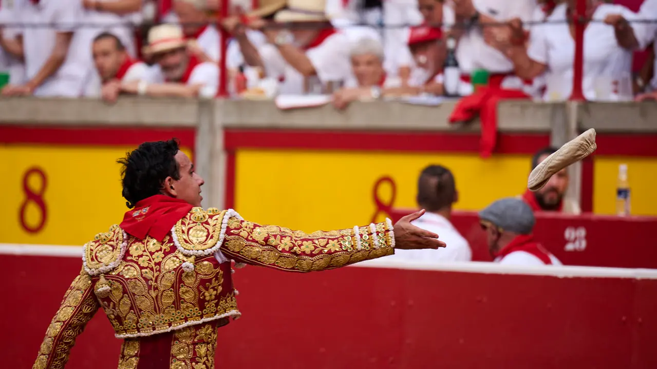 Sexta corrida de la Feria del Toro de San Fermín 2025 con toros de José Escolar para Rafaelillo, Fernando Robleño y Juan de Castilla. PABLO LASAOSA