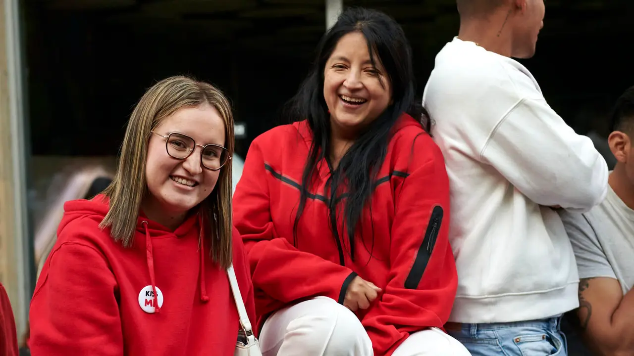 Ambiente en el séptimo encierro de San Fermín 2025. IRANZU LARRASOAÑA