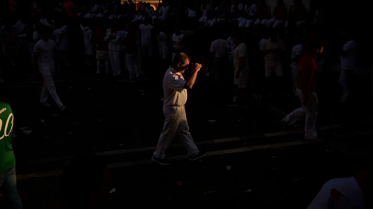 Séptimo encierro de San Fermín 2025 con toros de La Palmosilla. PABLO LASAOSA