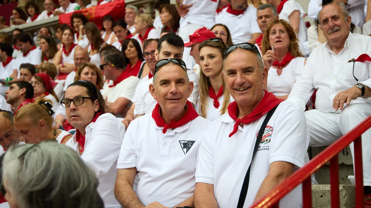 Los tendidos de la plaza de Toros de Pamplona durante la séptima corrida de la Feria del Toro de San Fermín 2025 con toros de La Palmosilla para Jiménez Fortes, Fernando Adrián y Ginés Marín. IÑIGO ALZUGARAY