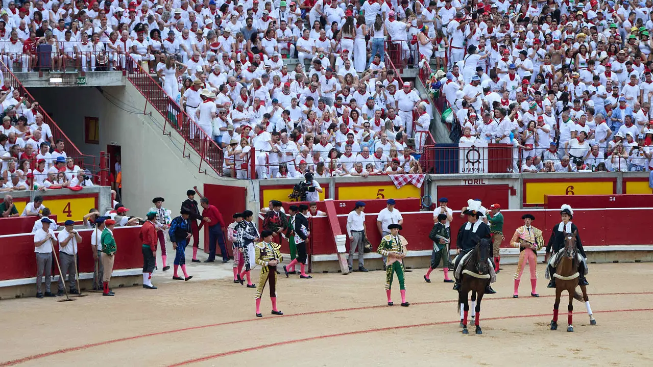 Séptima corrida de la Feria del Toro de San Fermín 2025 con toros de La Palmosilla para Jiménez Fortes, Fernando Adrián y Ginés Marín. IÑIGO ALZUGARAY