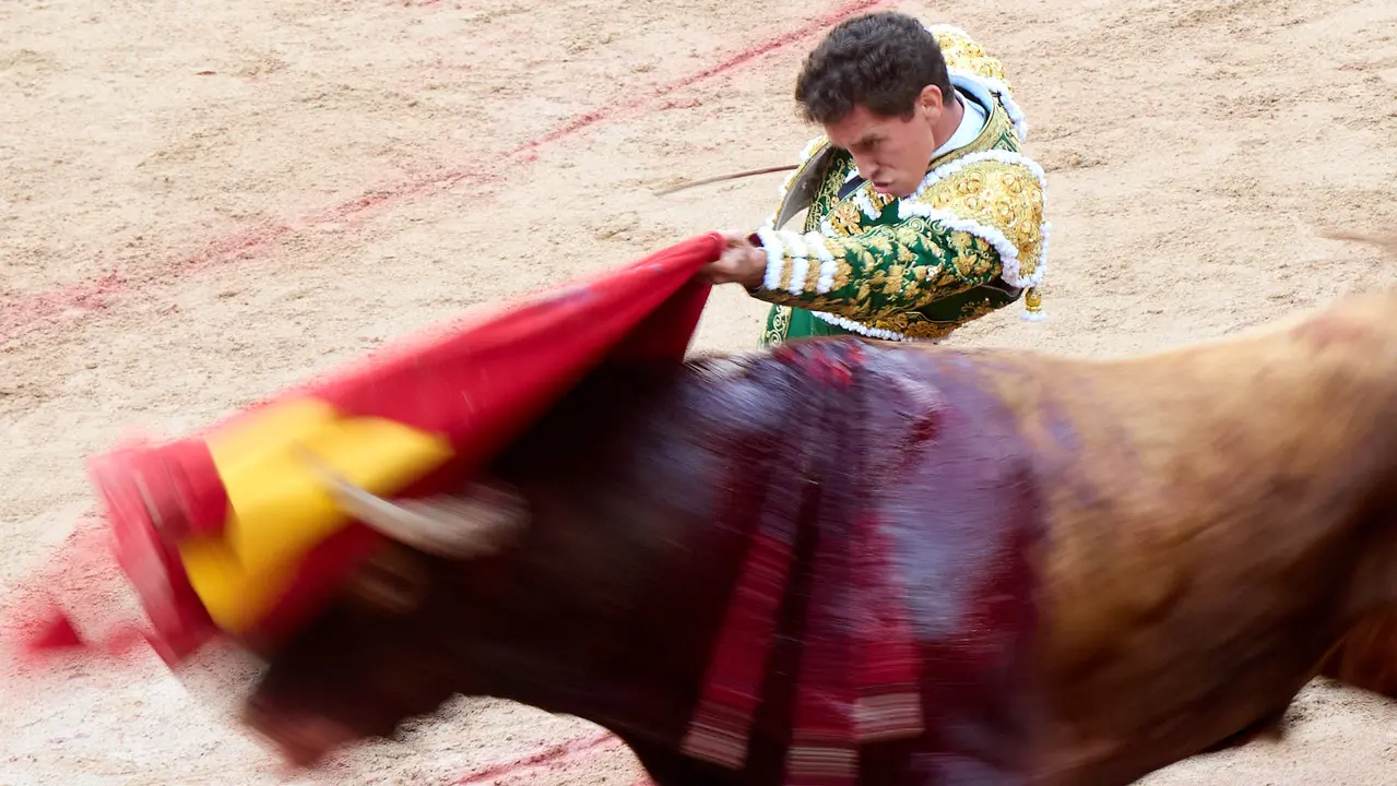 Séptima corrida de la Feria del Toro de San Fermín 2025 con toros de La Palmosilla para Jiménez Fortes, Fernando Adrián y Ginés Marín. IÑIGO ALZUGARAY
