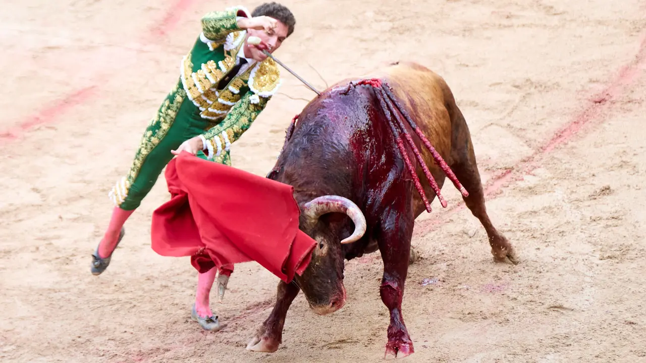 Séptima corrida de la Feria del Toro de San Fermín 2025 con toros de La Palmosilla para Jiménez Fortes, Fernando Adrián y Ginés Marín. IÑIGO ALZUGARAY