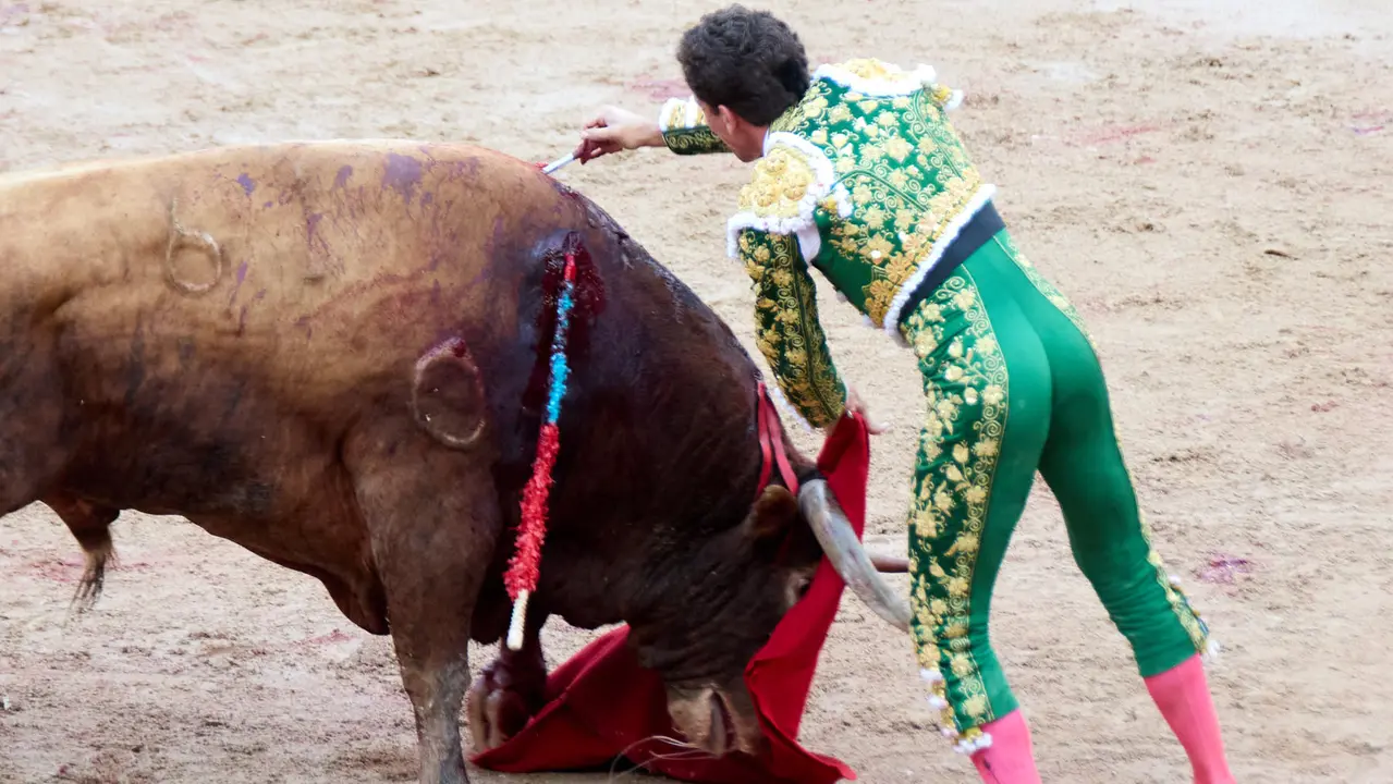Séptima corrida de la Feria del Toro de San Fermín 2025 con toros de La Palmosilla para Jiménez Fortes, Fernando Adrián y Ginés Marín. IÑIGO ALZUGARAY