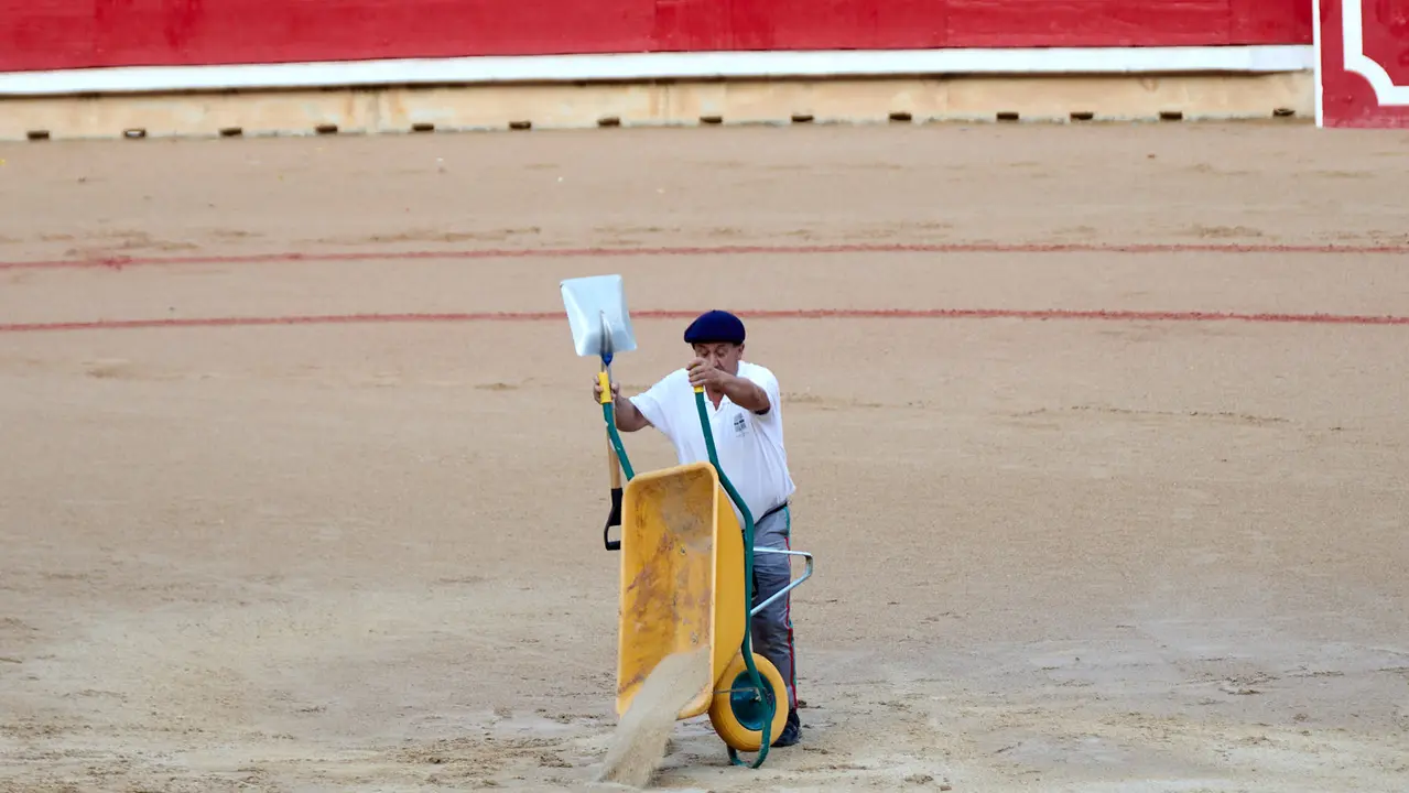 Séptima corrida de la Feria del Toro de San Fermín 2025 con toros de La Palmosilla para Jiménez Fortes, Fernando Adrián y Ginés Marín. IÑIGO ALZUGARAY