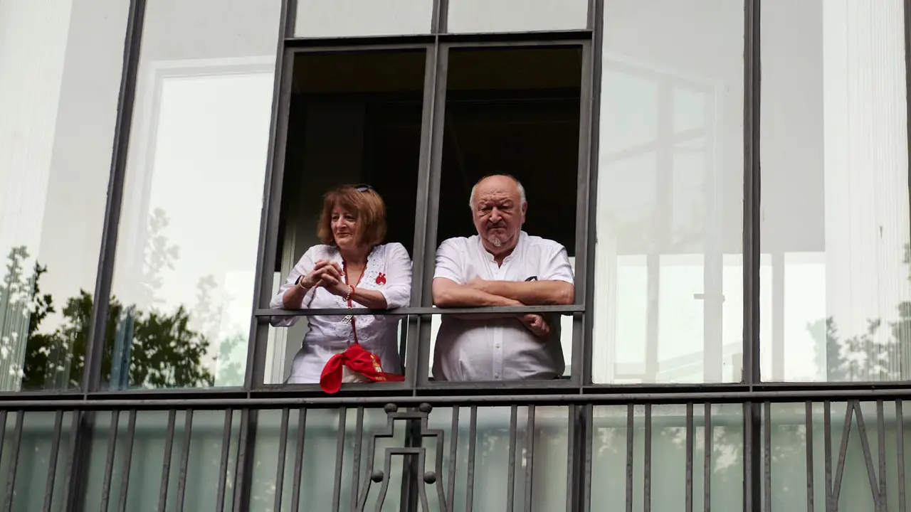 Ambiente en el octavo encierro de San Fermín 2025. IRANZU LARRASOAÑA