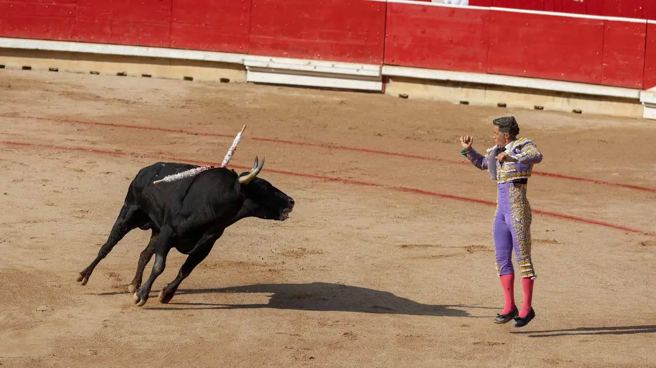 Última corrida de la Feria de San Fermín. Maite H. Mateo..-15