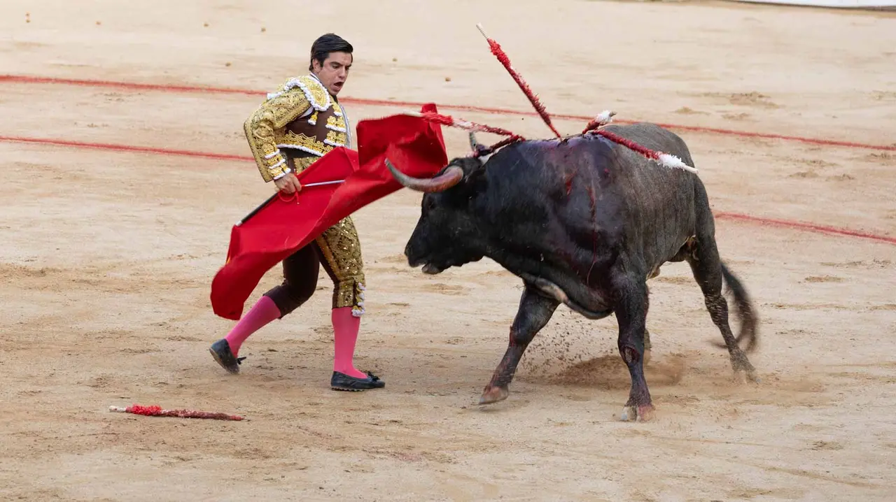 Última corrida de la Feria de San Fermín. Maite H. Mateo..-30
