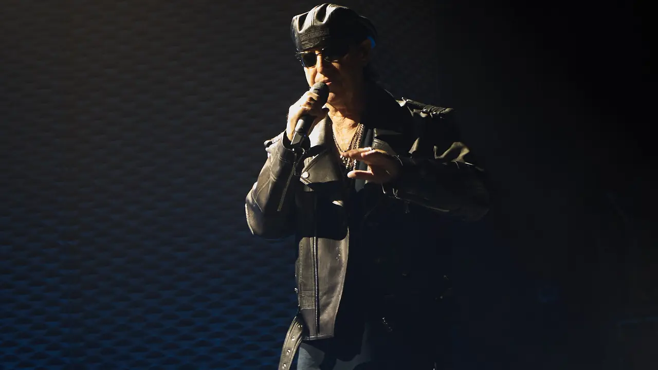 Concierto de la banda alemana Scorpions, dentro de su gira mundial '60 years of Scorpions' celebrado en el pabellón Navarra Arena de Pamplona. IÑIGO ALZUGARAY
