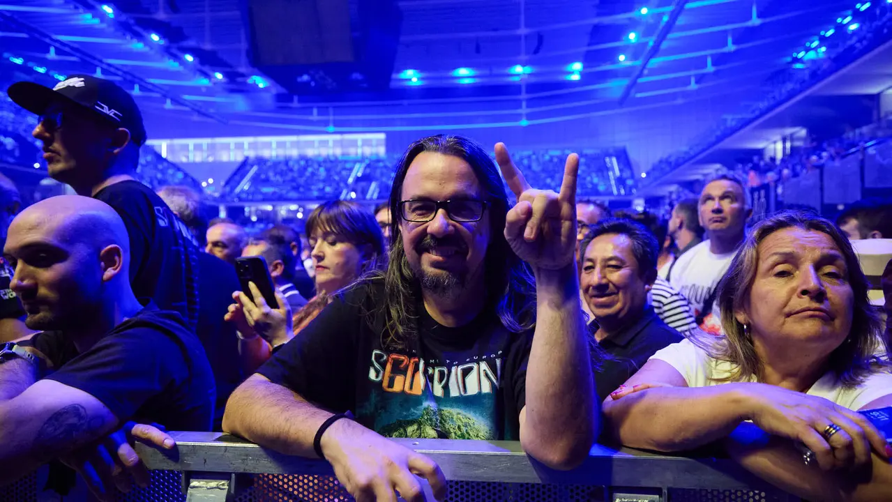 Concierto de la banda alemana Scorpions, dentro de su gira mundial '60 years of Scorpions' celebrado en el pabellón Navarra Arena de Pamplona. IÑIGO ALZUGARAY