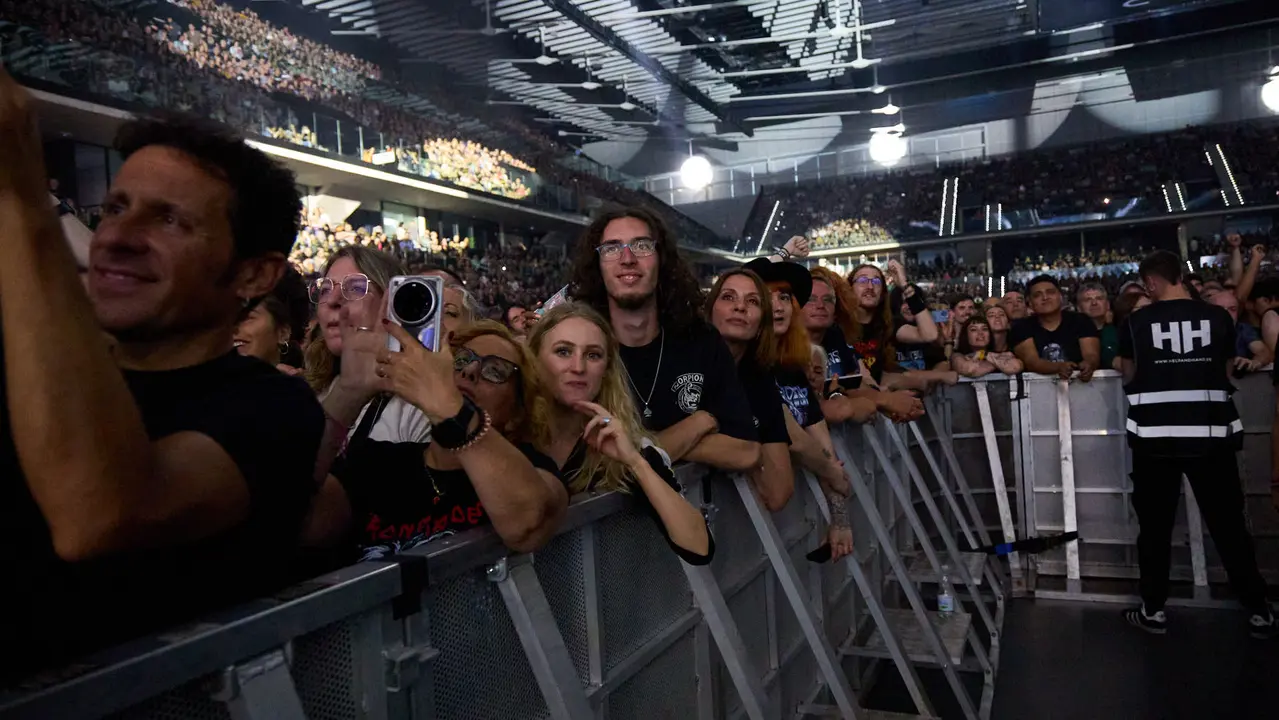 Concierto de la banda alemana Scorpions, dentro de su gira mundial '60 years of Scorpions' celebrado en el pabellón Navarra Arena de Pamplona. IÑIGO ALZUGARAY
