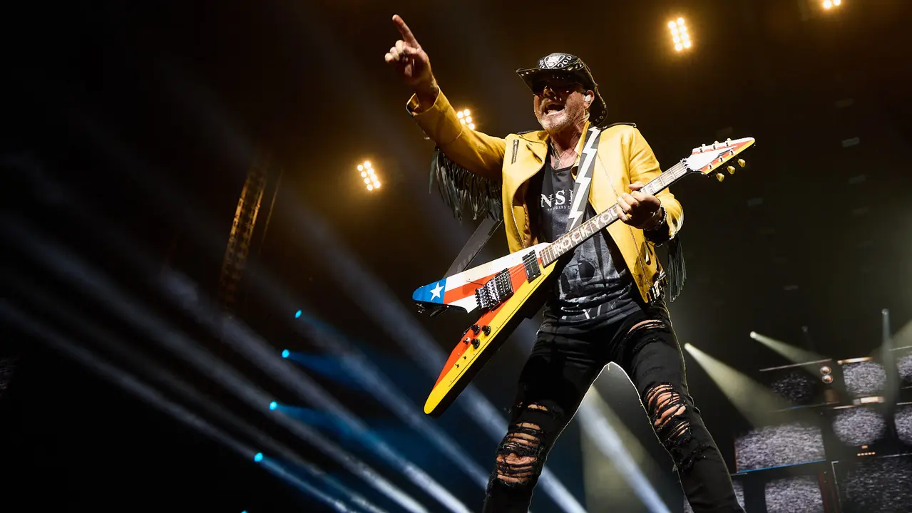Concierto de la banda alemana Scorpions, dentro de su gira mundial '60 years of Scorpions' celebrado en el pabellón Navarra Arena de Pamplona. IÑIGO ALZUGARAY