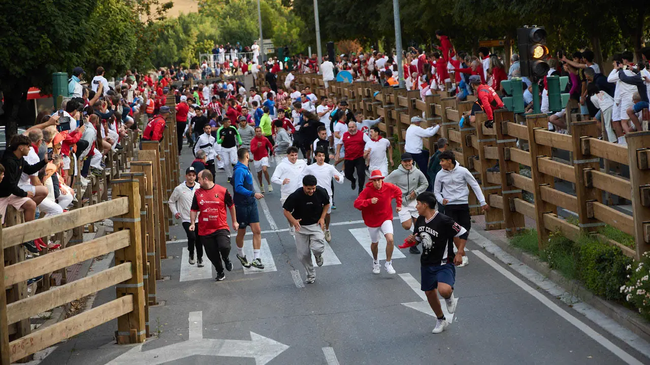 Primer Encierro de Fiestas de Tudela 2025. IÑIGO ALZUGARAY