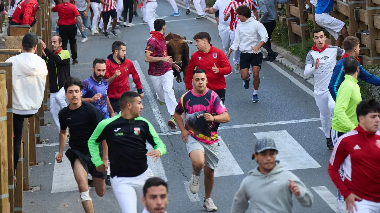Primer Encierro de Fiestas de Tudela 2025. IÑIGO ALZUGARAY