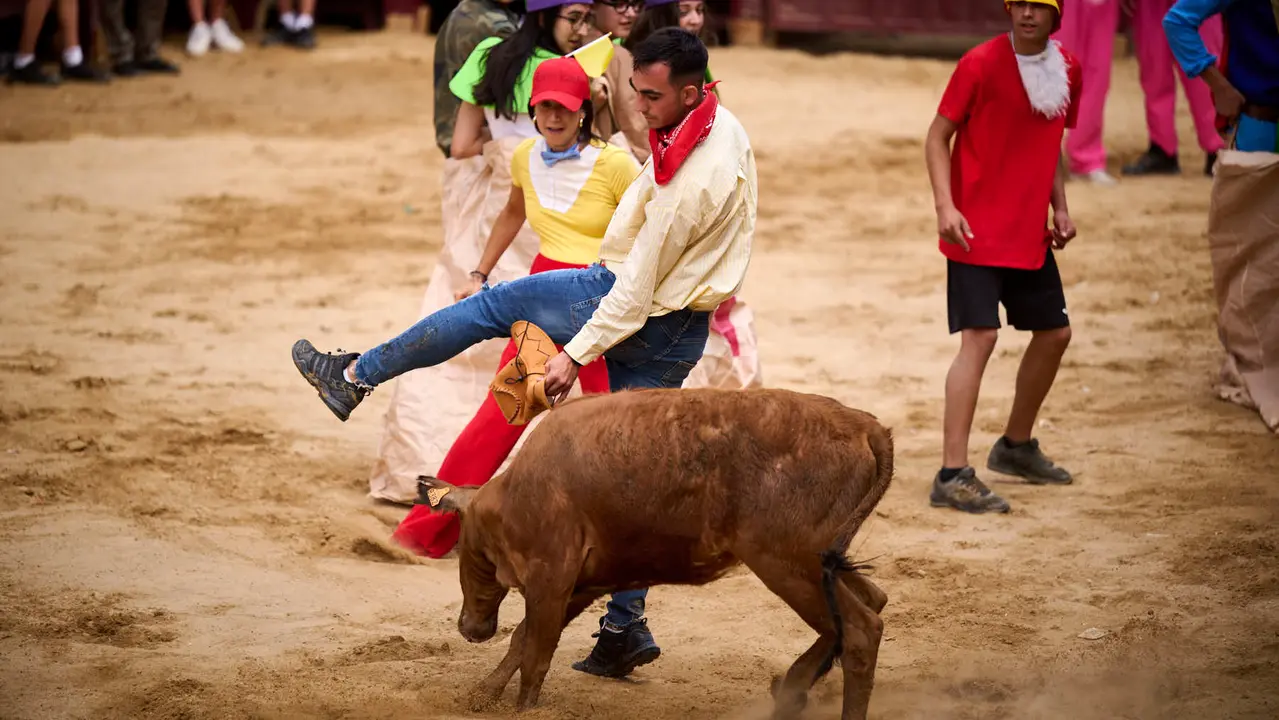 Grand Prix de la juventud con las cuadrillas de Puente la Reina durante sus fiestas de 2025. PABLO LASAOSA