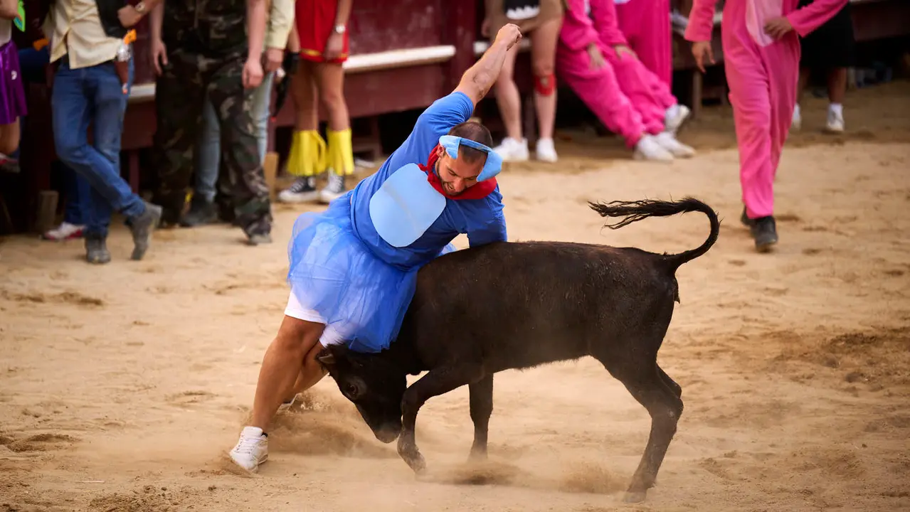 Grand Prix de la juventud con las cuadrillas de Puente la Reina durante sus fiestas de 2025. PABLO LASAOSA