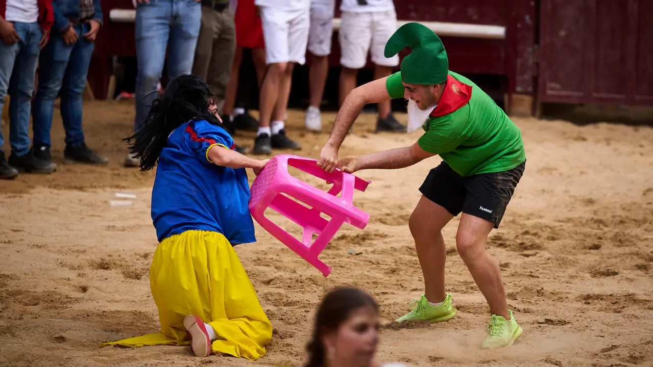 Grand Prix de la juventud con las cuadrillas de Puente la Reina durante sus fiestas de 2025. PABLO LASAOSA