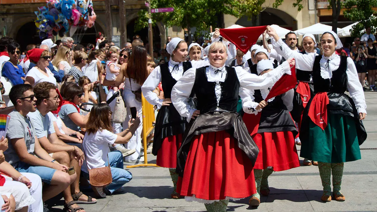Chupinazo Estella 2025. IÑIGO ALZUGARAY