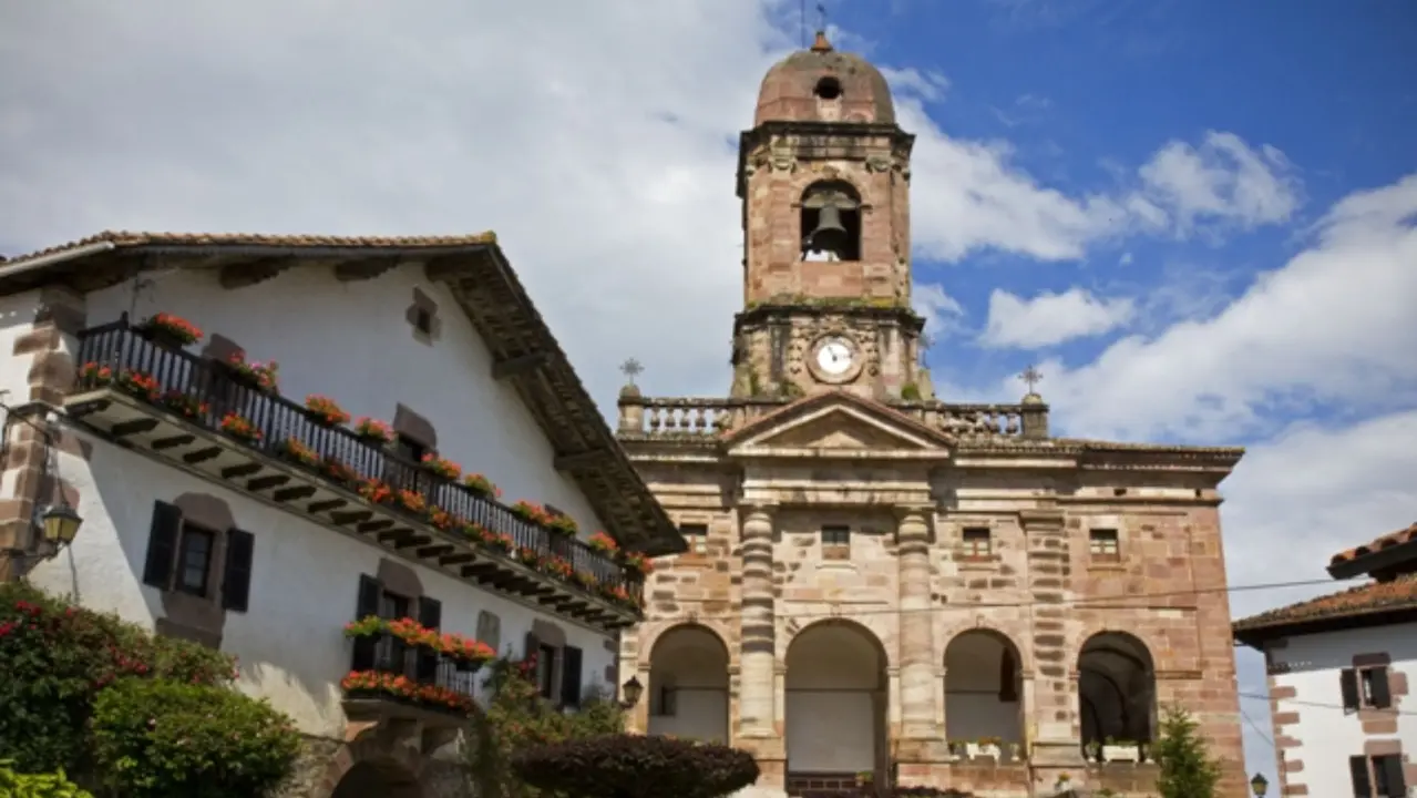 Posada de Ziga a la venta en la localidad baztanesa de Ciga.