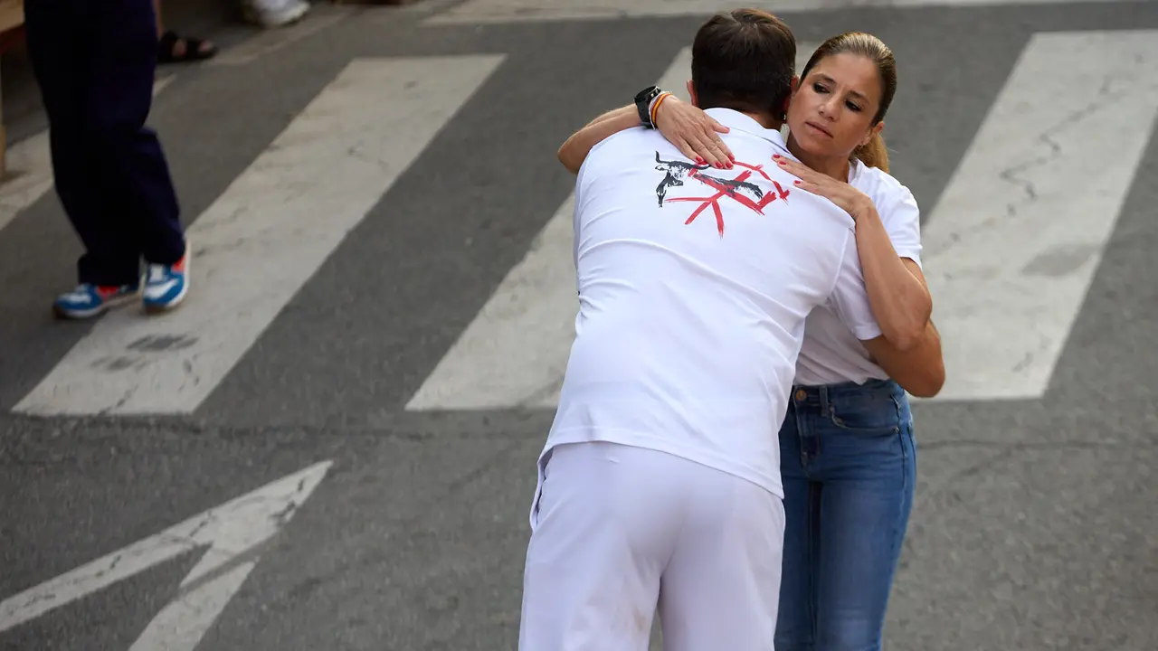 Momentos previos al segundo encierro de las fiestas de Tafalla 2025. IÑIGO ALZUGARAY