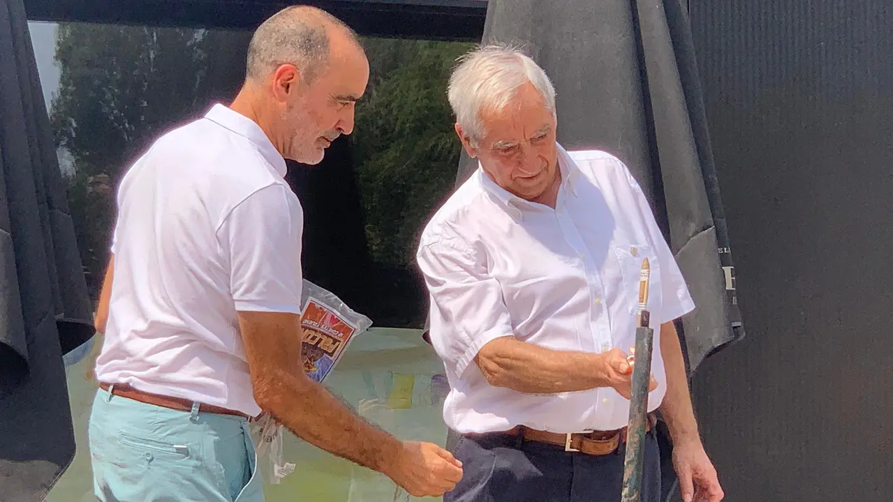 Juan Eseverri y Antonio Merino en el chupinazo de Oberena. Navarra.com