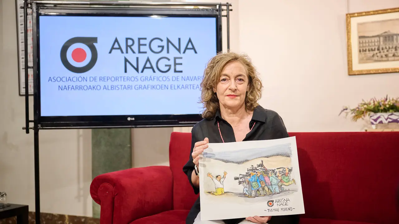 La Asociación de Reporteros Gráficos de Navarra ( AREGNA/NAGE ), otorga el premio 2025 de este colectivo, a título póstumo, a Txemari Moreno, por su labor como director de comunicación del Teatro Gayarre. PABLO LASAOSA