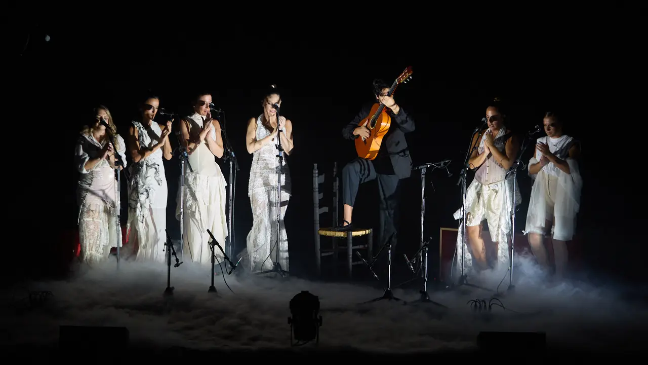 Concierto Guitarra Coral de Yerai Cortés en el Teatro Gayarre de Pamplona dentro del ciclo Escenario Siglo XXI de la XII edición del festival Flamenco On Fire. IÑIGO ALZUGARAY
