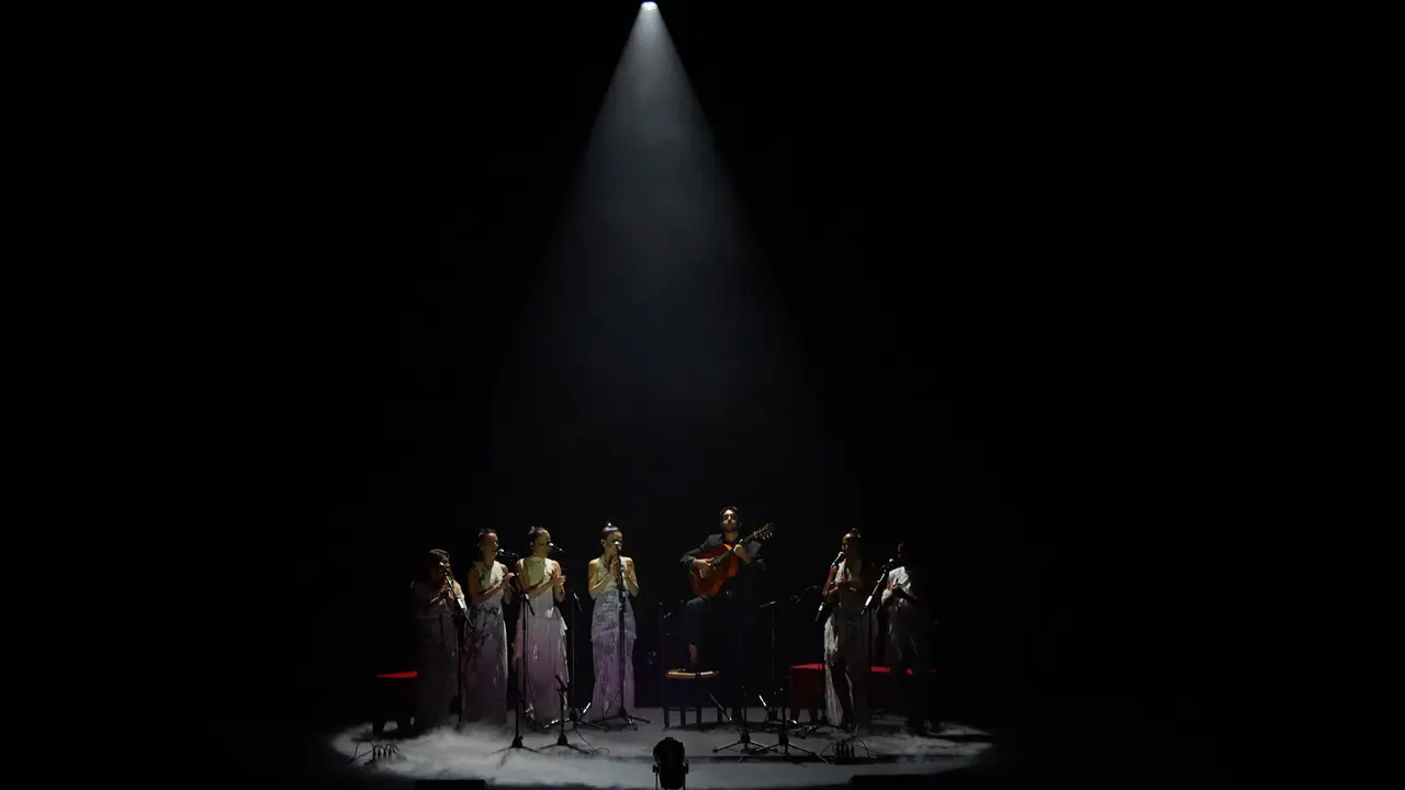 Concierto Guitarra Coral de Yerai Cortés en el Teatro Gayarre de Pamplona dentro del ciclo Escenario Siglo XXI de la XII edición del festival Flamenco On Fire. IÑIGO ALZUGARAY