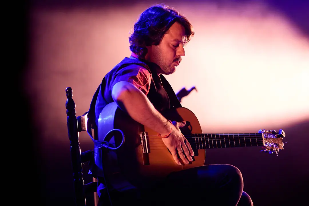 Concierto Esencial de Los Planetas en el auditorio Baluarte de Pamplona durante de la XII edición del festival Flamenco On Fire. IÑIGO ALZUGARAY