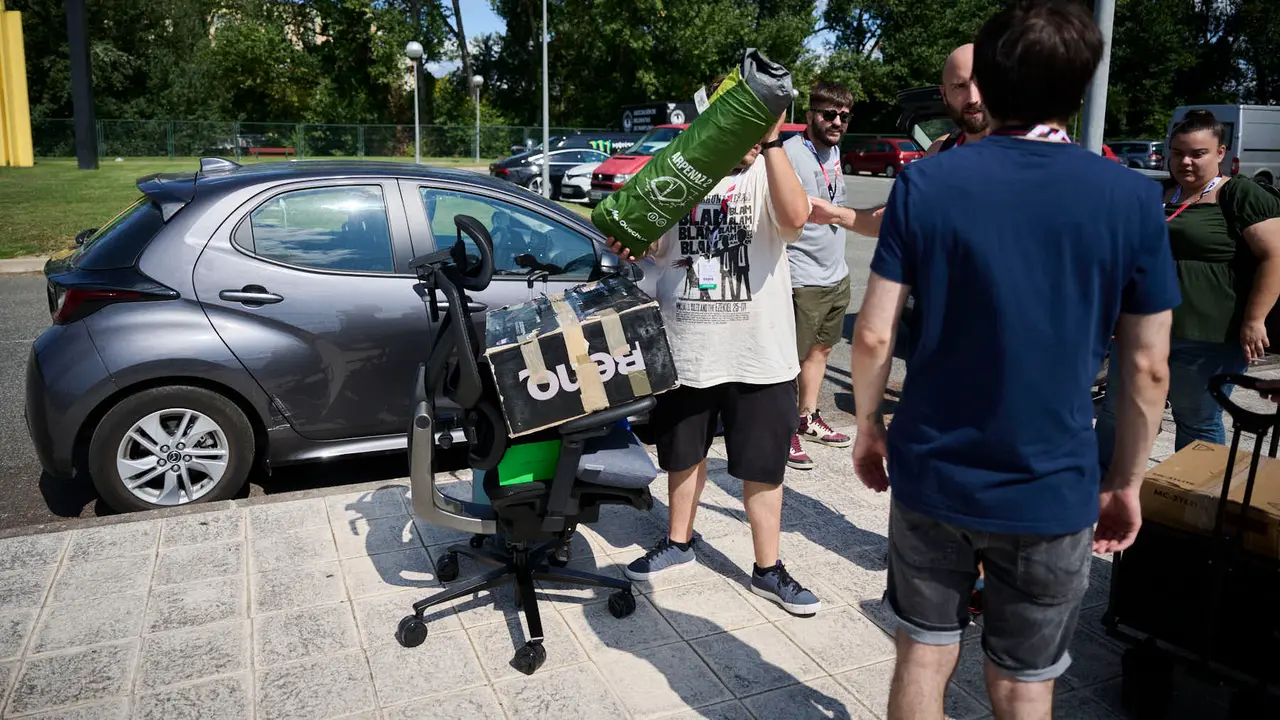 La Universidad Pública de Navarra organiza, junto con la Asociación Navarra para la Divulgación de la Tecnología (ANDITEC), la octava edición del evento tecnológico Navarra LAN Party. PABLO LASAOSA