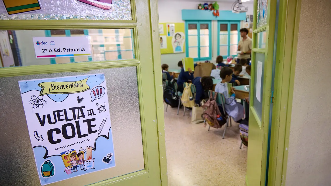 Inicio del curso escolar 2025/26 en el Colegio Fec Vedruna de Pamplona. IÑIGO ALZUGARAY