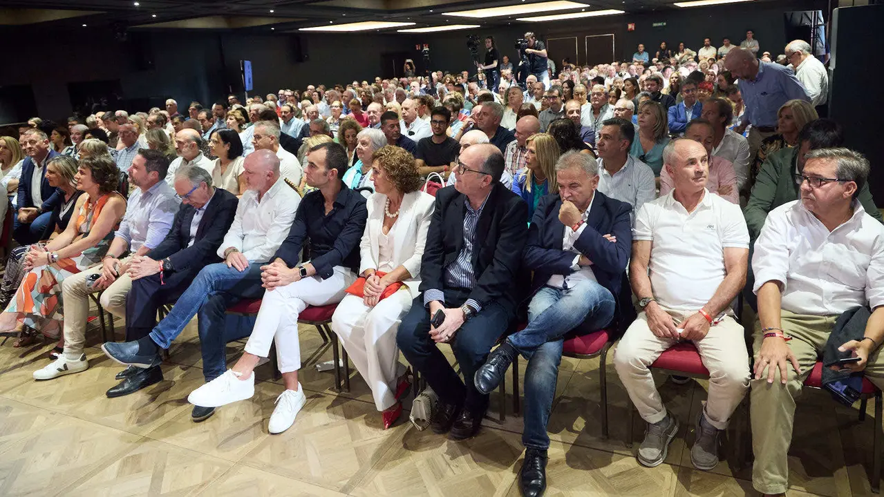 UPN celebra el acto de apertura del curso político con la intervención de su presidenta Cristina Ibarrola. IÑIGO ALZUGARAY