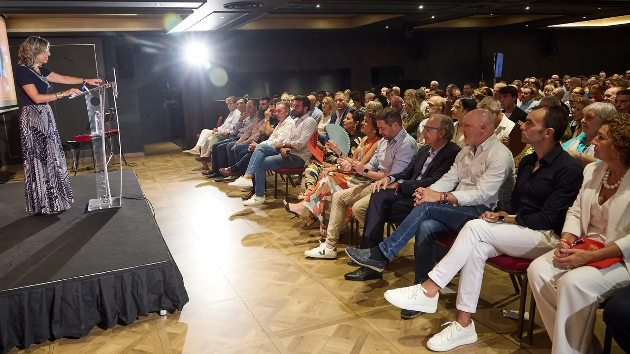 UPN celebra el acto de apertura del curso político con la intervención de su presidenta Cristina Ibarrola. IÑIGO ALZUGARAY