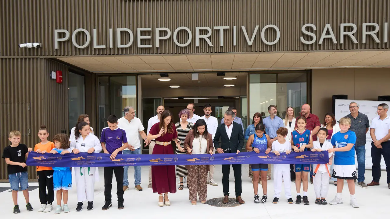 Inauguración del Polideportivo de Sarriguren. IÑIGO ALZUGARAY