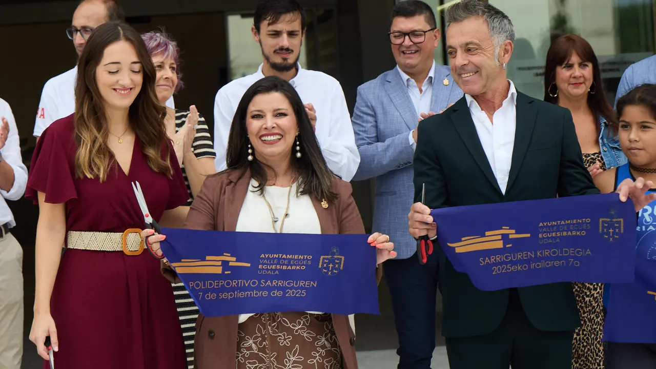 Inauguración del Polideportivo de Sarriguren. IÑIGO ALZUGARAY