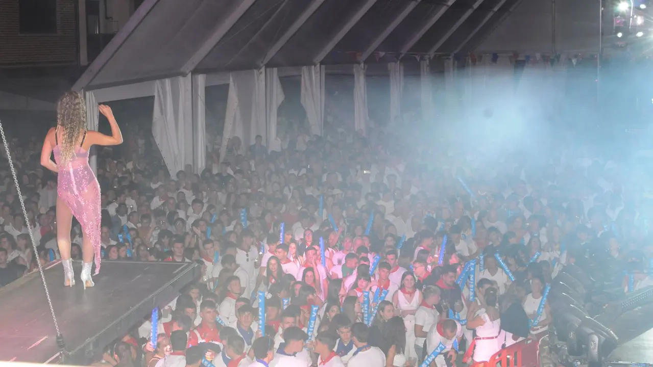 La Orquesta La Misión ha trinfado durante las fiestas de Caparroso. AMAYA LUQUI