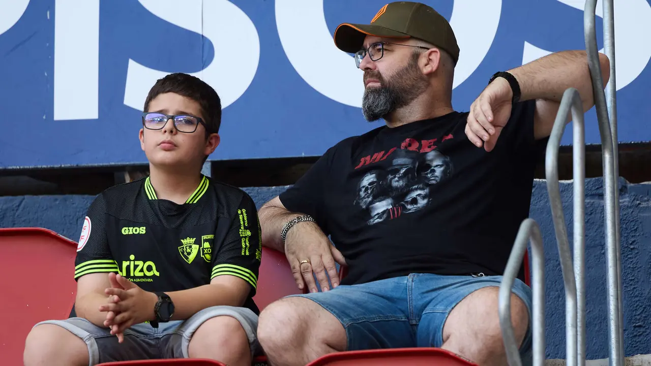 La grada del estadio de El Sadar durante el partido de La Liga EA Sports entre CA Osasuna y Rayo Vallecano disputado en Pamplona. IÑIGO ALZUGARAY