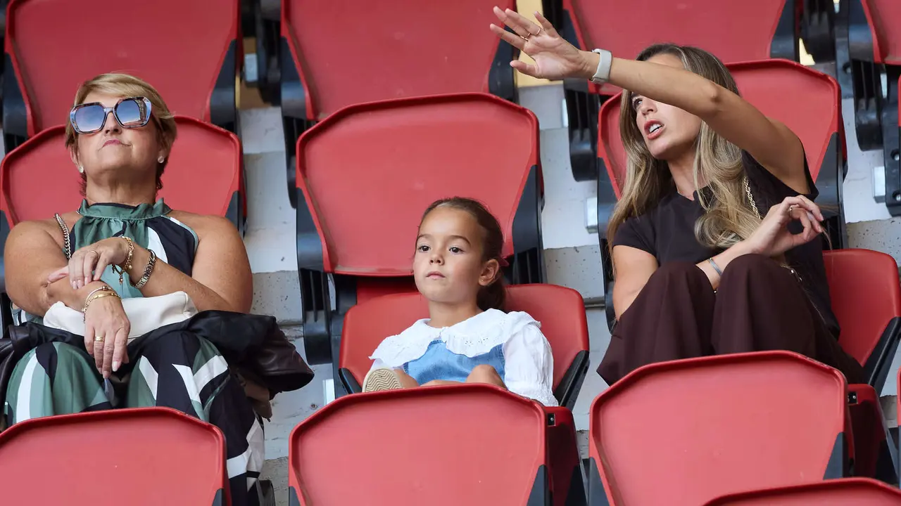 La grada del estadio de El Sadar durante el partido de La Liga EA Sports entre CA Osasuna y Rayo Vallecano disputado en Pamplona. IÑIGO ALZUGARAY