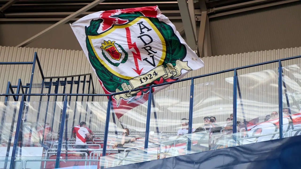 La grada del estadio de El Sadar durante el partido de La Liga EA Sports entre CA Osasuna y Rayo Vallecano disputado en Pamplona. IÑIGO ALZUGARAY