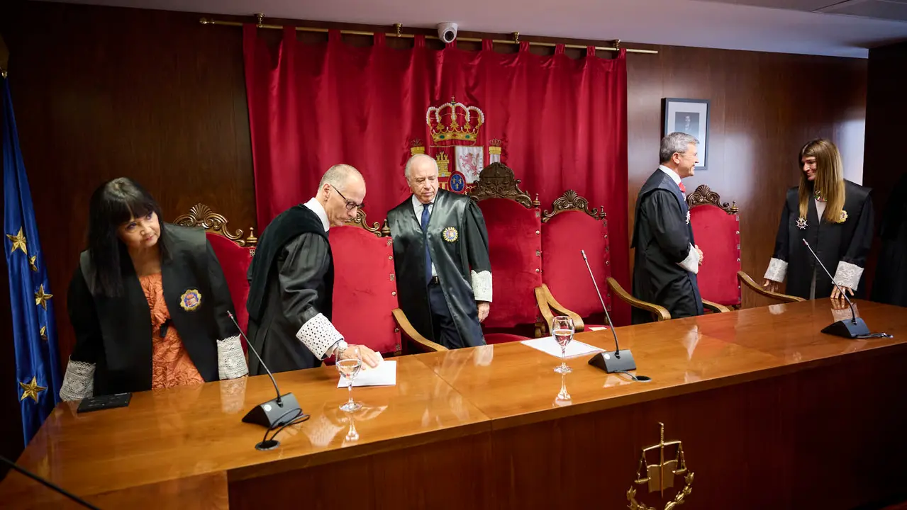 Acto de apertura del año judicial 2025-26 con la intervención del presidente del Tribunal Superior de Justicia de Navarra (TSJN), Julián Huarte; y el fiscal superior de la Comunidad foral, Jaime Goyena. PABLO LASAOSA