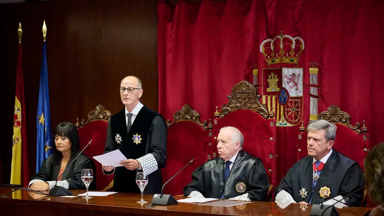 Acto de apertura del año judicial 2025-26 con la intervención del presidente del Tribunal Superior de Justicia de Navarra (TSJN), Julián Huarte; y el fiscal superior de la Comunidad foral, Jaime Goyena. PABLO LASAOSA