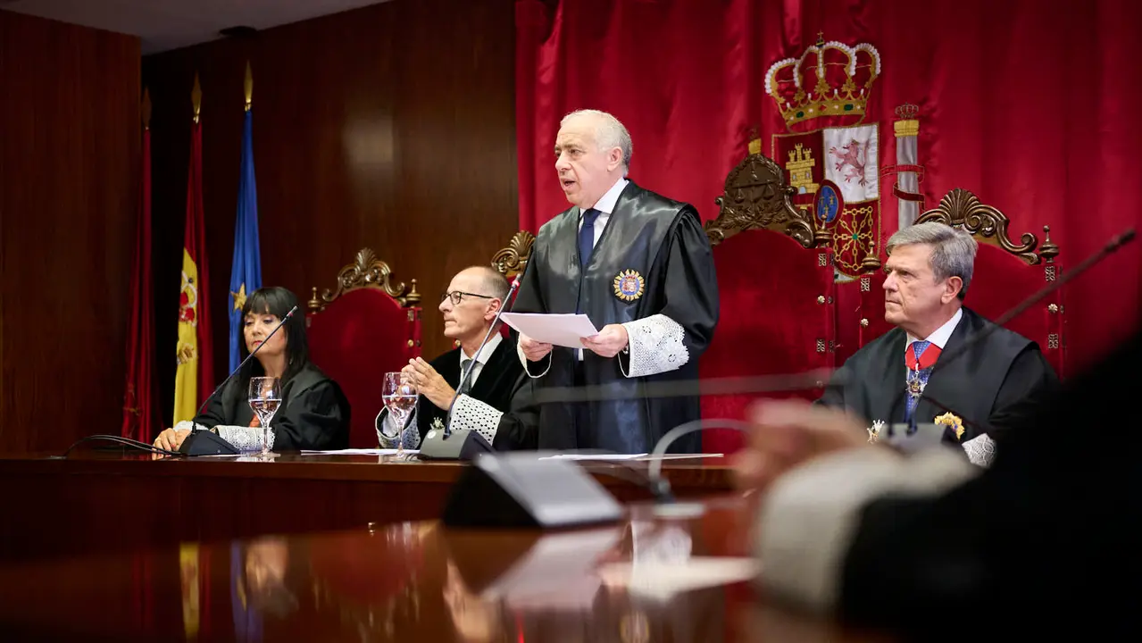 Acto de apertura del año judicial 2025-26 con la intervención del presidente del Tribunal Superior de Justicia de Navarra (TSJN), Julián Huarte; y el fiscal superior de la Comunidad foral, Jaime Goyena. PABLO LASAOSA
