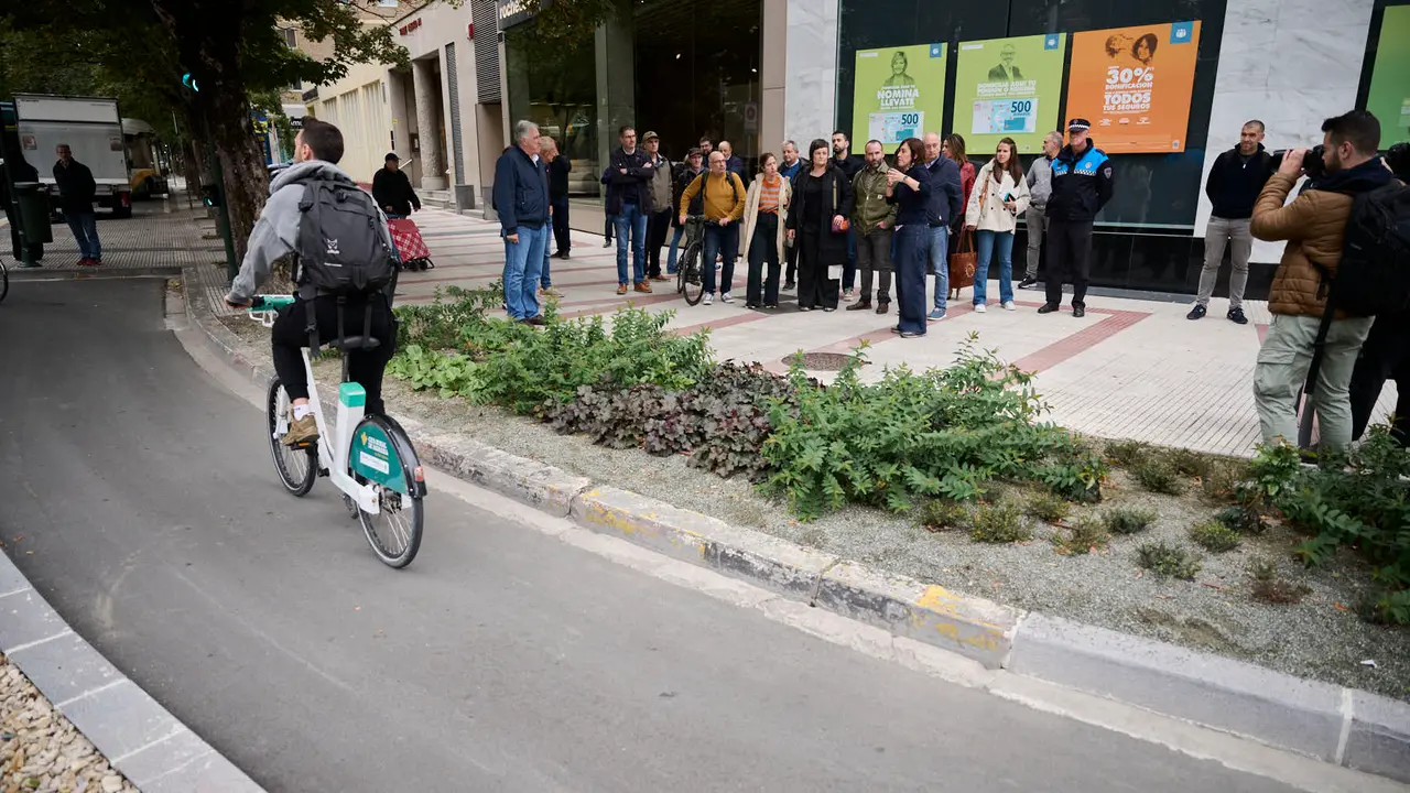 Acto de inauguración de la ampliación del corredor sostenible de Pío XII de Pamplona. PABLO LASAOSA