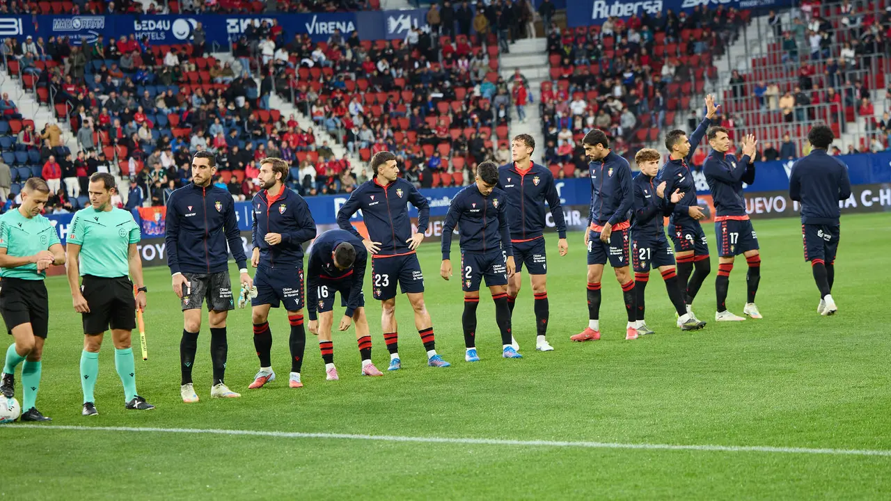 Partido de La Liga EA Sports entre CA Osasuna y Elche CF disputado en el estadio de El Sadar en Pamplona. IÑIGO ALZUGARAY