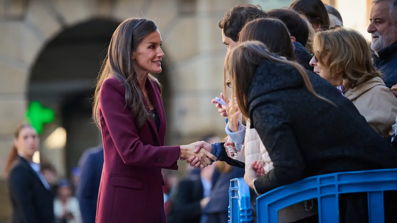 La Princesa Leonor, acompañada de los Reyes Felipe y Letizia, inicia en el Palacio de Navarra una visita a la Comunidad foral que se prolongará durante el viernes y el sábado.
PABLO LASAOSA