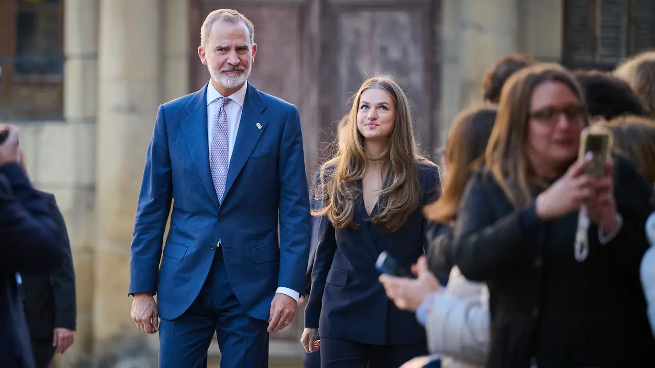 La Princesa Leonor, acompañada de los Reyes Felipe y Letizia, inicia en el Palacio de Navarra una visita a la Comunidad foral que se prolongará durante el viernes y el sábado.
PABLO LASAOSA