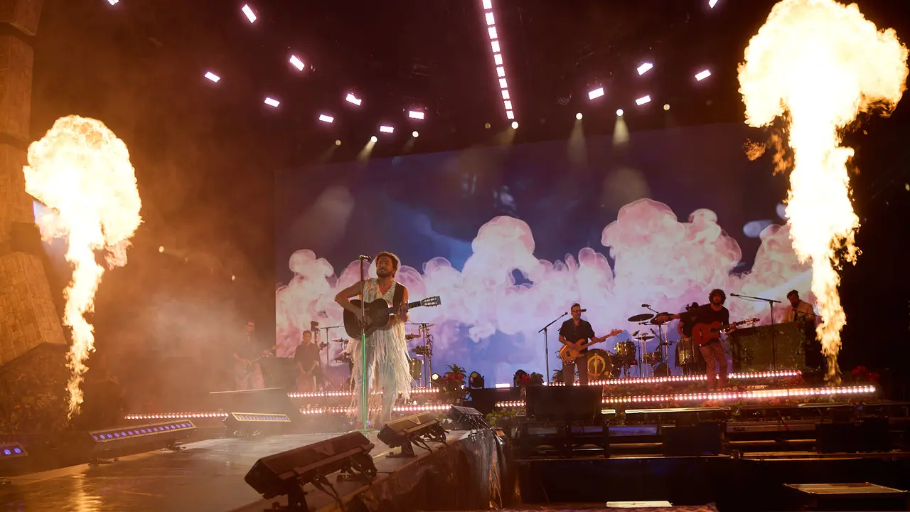 Concierto de Manuel Carrasco dentro de su gira Tour Salvaje en el pabellón Navarra Arena de Pamplona. IÑIGO ALZUGARAY