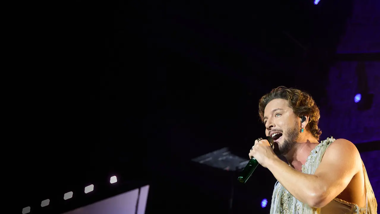 Concierto de Manuel Carrasco dentro de su gira Tour Salvaje en el pabellón Navarra Arena de Pamplona. IÑIGO ALZUGARAY