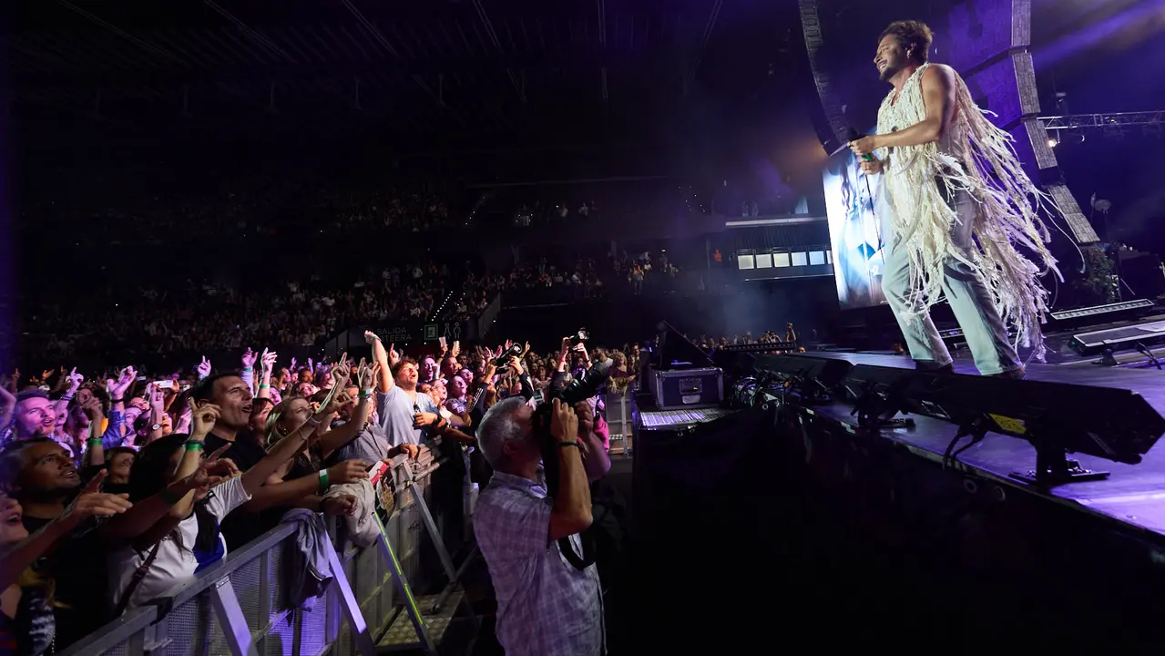 Concierto de Manuel Carrasco dentro de su gira Tour Salvaje en el pabellón Navarra Arena de Pamplona. IÑIGO ALZUGARAY