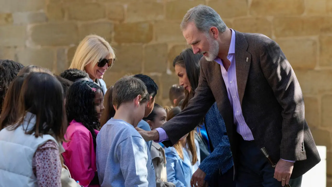 Segunda jornada de la visita de la Princesa Leonor y los Reyes Felipe VI y Letizia a Navarra en el Palacio Real de Olite. EFE